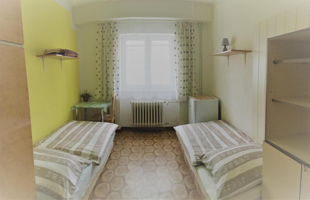 Ubytovani U Ropaku Horni Slavkov Ngoại thất bức ảnh