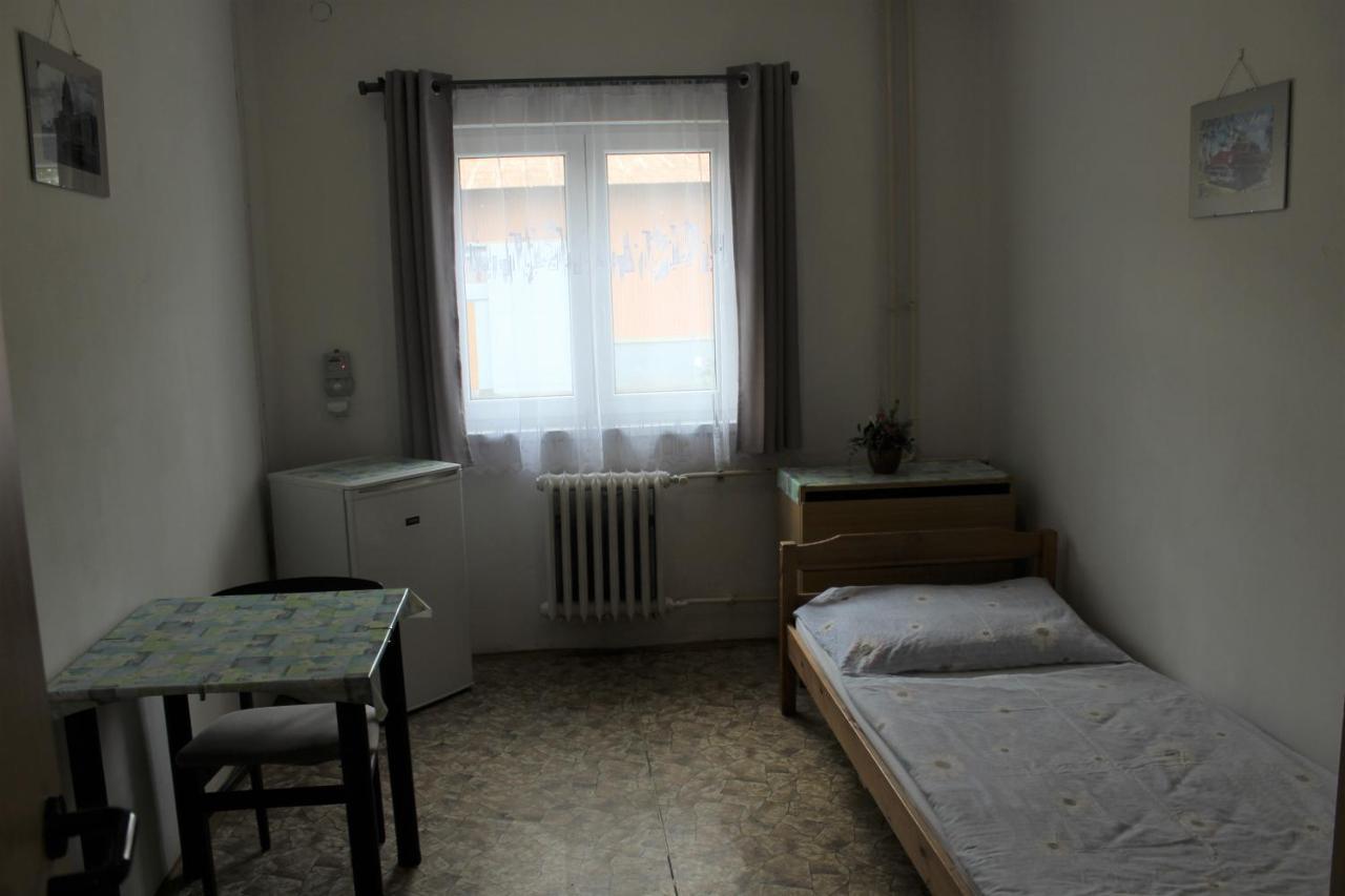 Ubytovani U Ropaku Horni Slavkov Ngoại thất bức ảnh