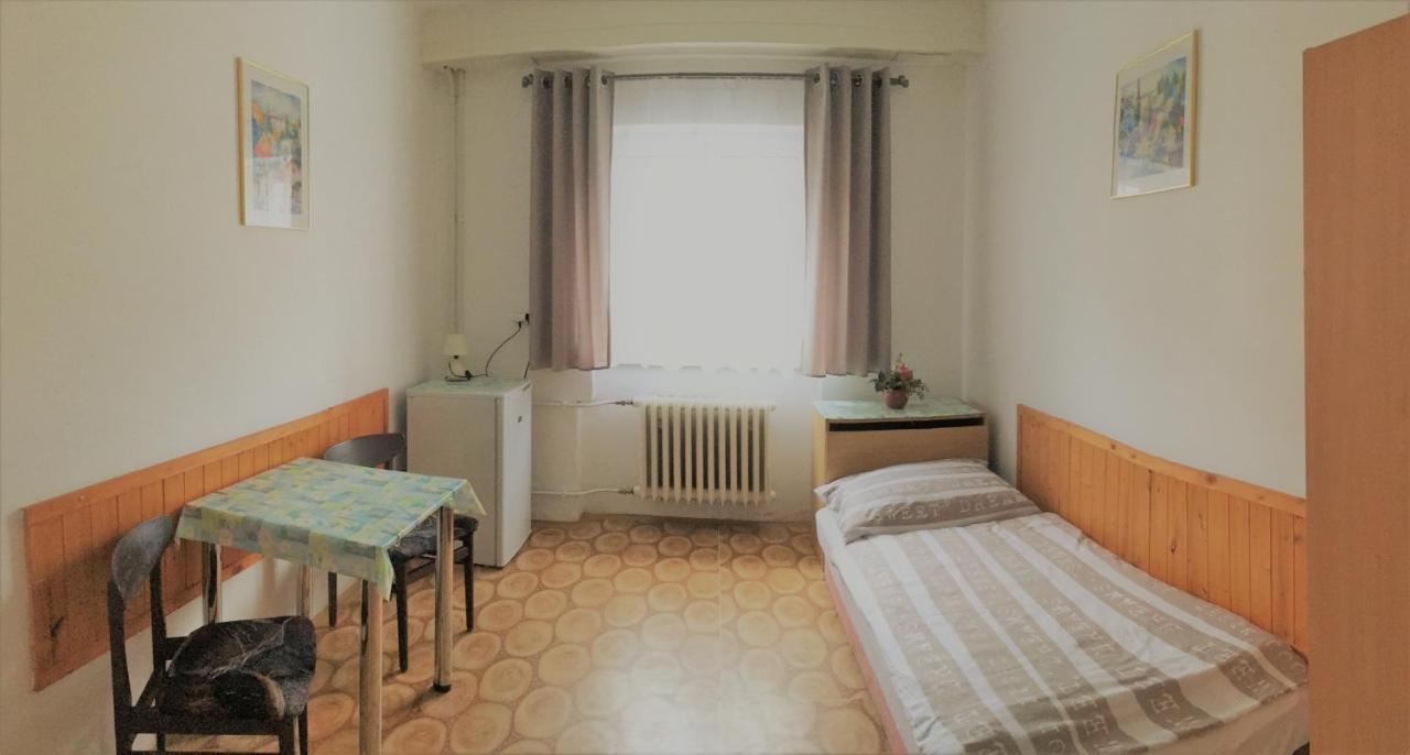 Ubytovani U Ropaku Horni Slavkov Ngoại thất bức ảnh